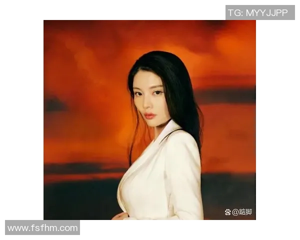 足球宝贝徐冬冬的魅力与奋斗历程揭秘，如何在娱乐圈中脱颖而出